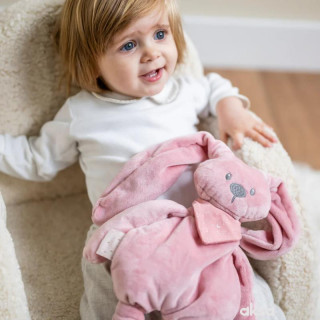 Nattou svetleća igračka, roze zeka sa šalom 