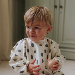 Elodie pelerina za hranjenje dalmatian dots 
