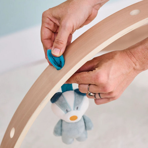 Nattou bebi gimnastika za igru sa drvenim lukom 