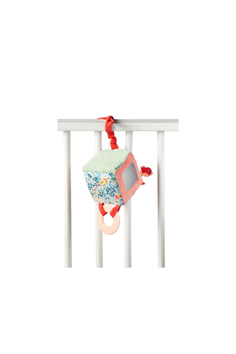 Lilliputiens interaktivna kocka Alisa 