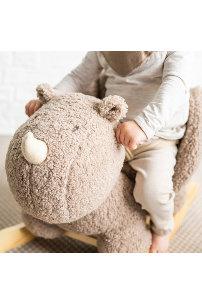 Nattou njihalica sa likom nosoroga, Teddy 